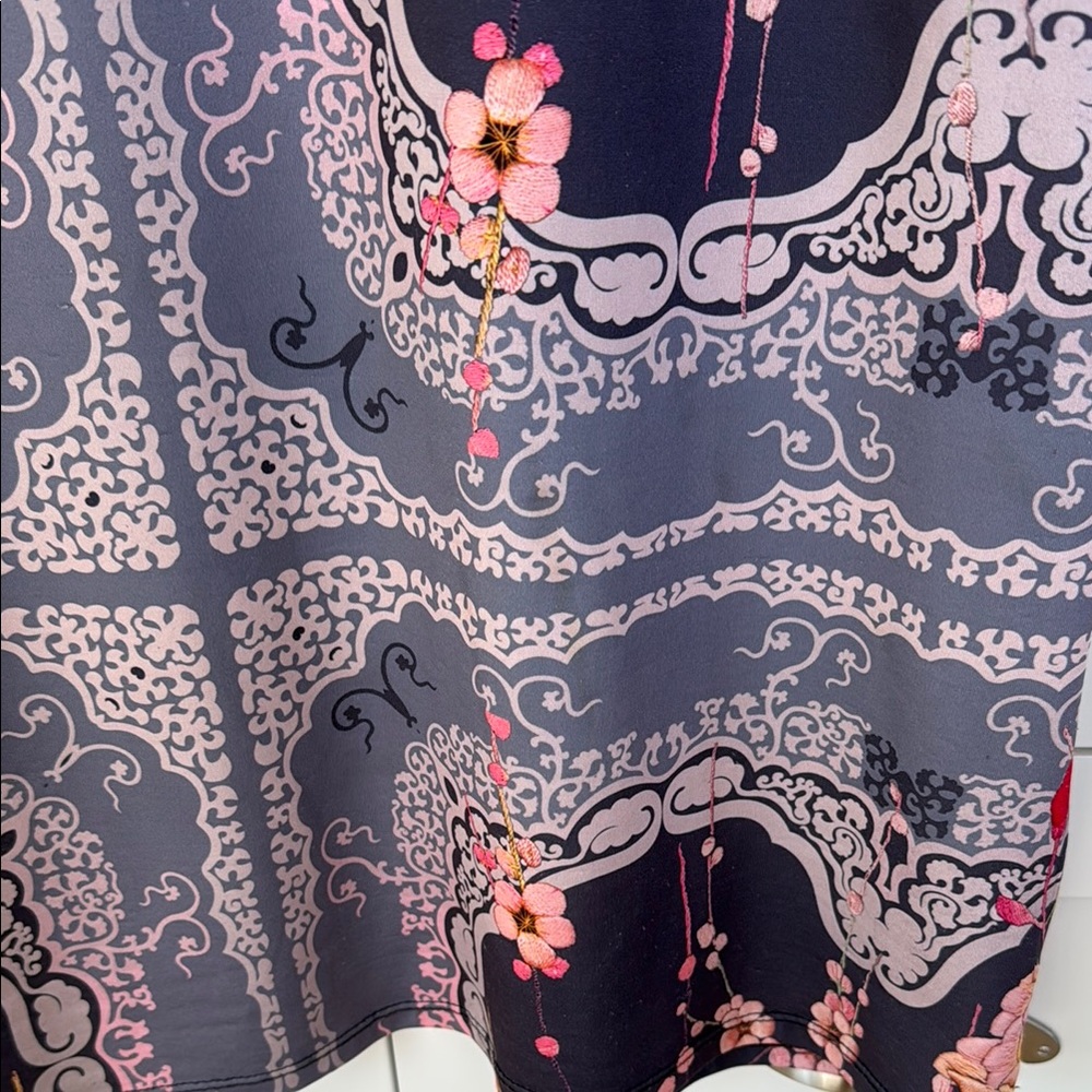 Johnny Was Floral Tunic - Picture 5 of 7